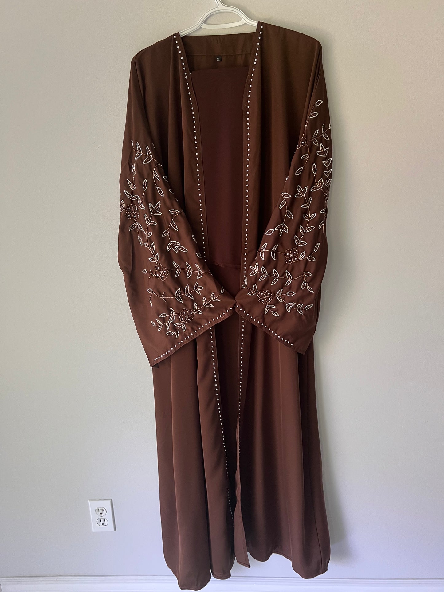Nadira Abaya