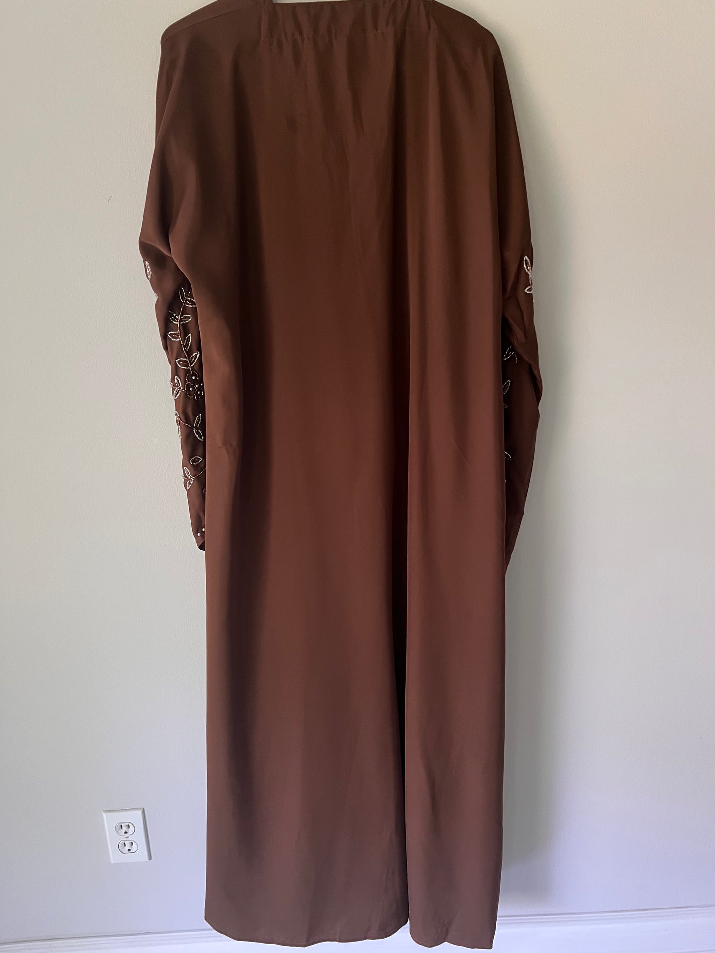 Nadira Abaya